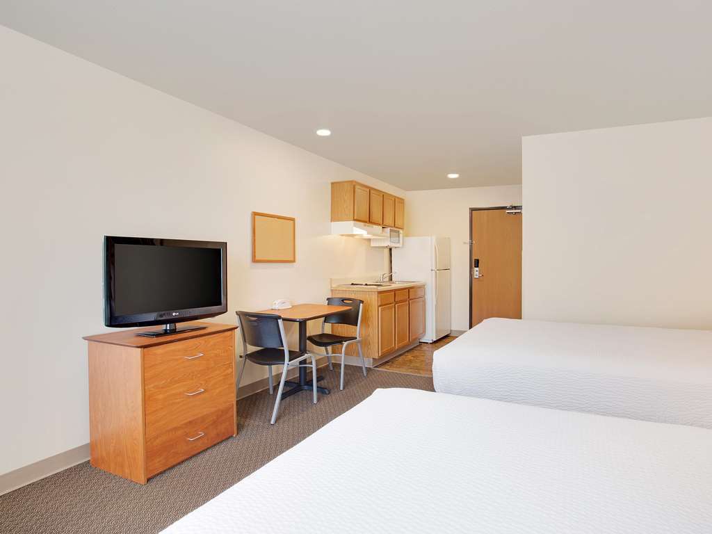 Value Place Orlando, Fl Williamsburg Room photo