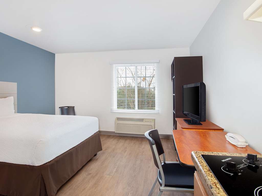 Value Place Orlando, Fl Williamsburg Room photo