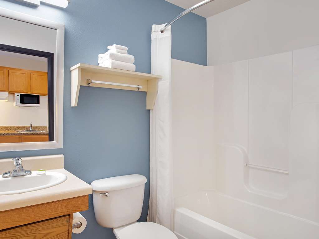 Value Place Orlando, Fl Williamsburg Room photo